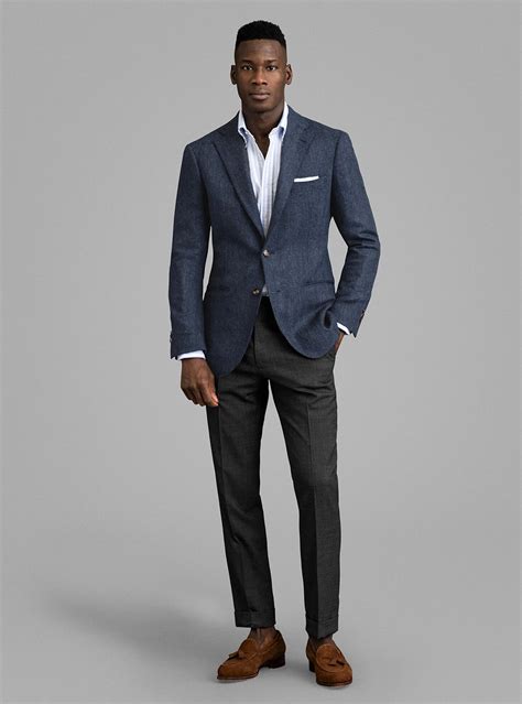 what color slacks with navy blazer